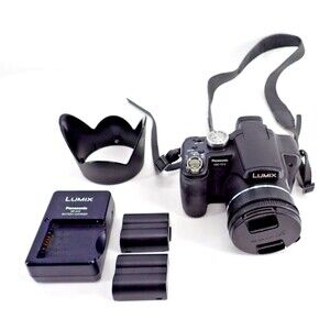 Panasonic LUMIX DMC-FZ18 8.1MP Digital Camera + Batteries Charger Hood Case Kit